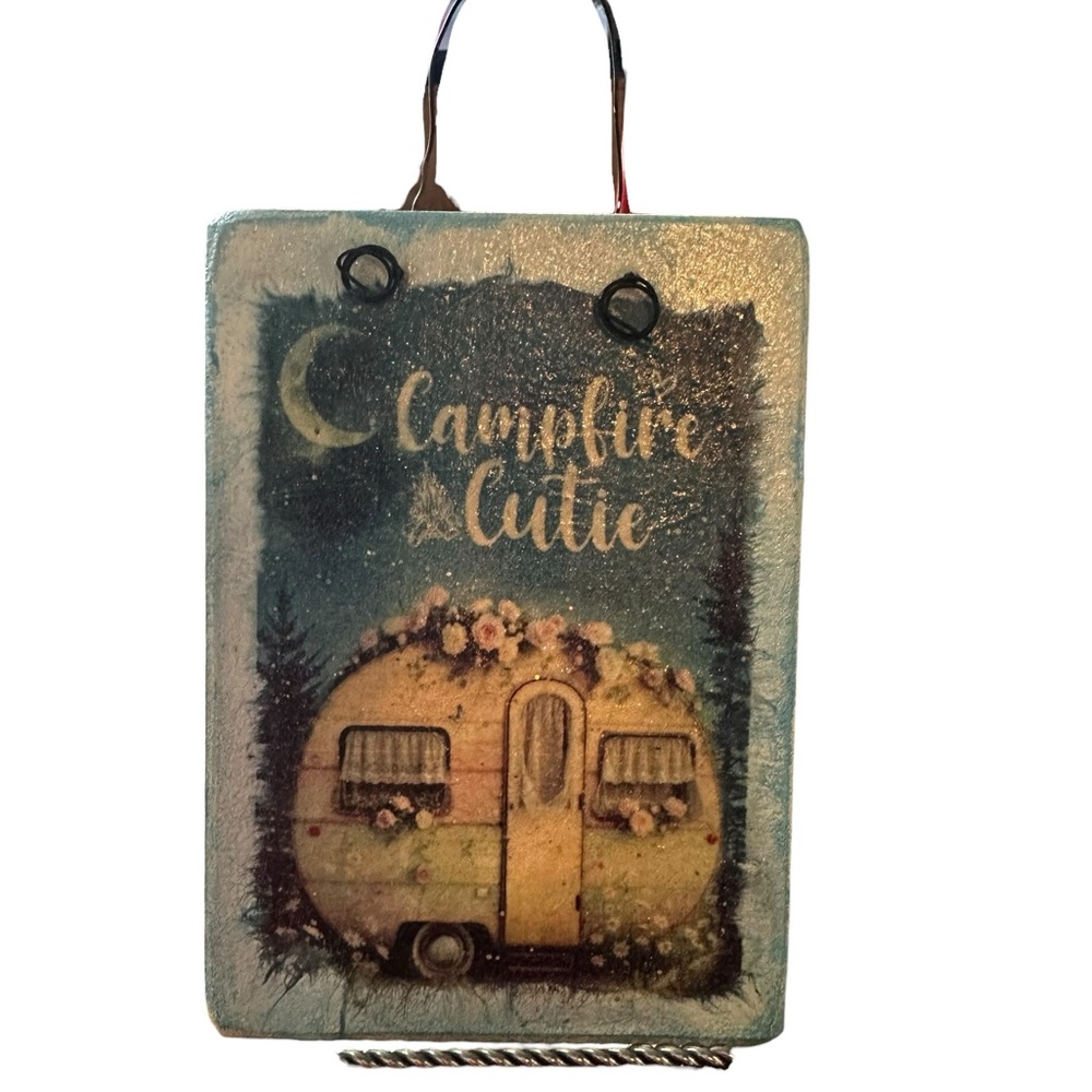 Hand Crafted Campfire Cutie Caravan Wall Sign